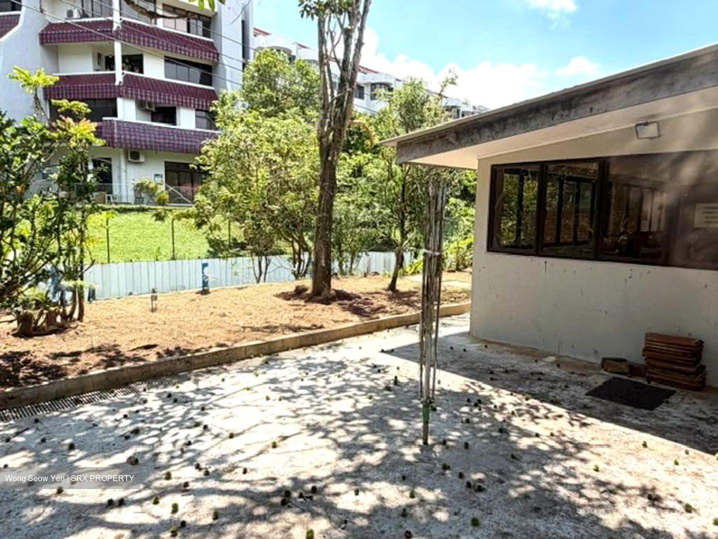 Adelphi Park Estate (D20), Terrace #610576751